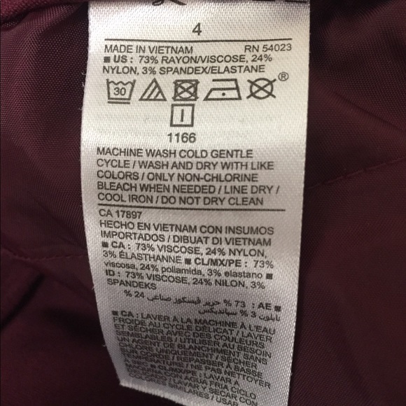 Old Navy Pixie Pants - Picture 4 of 4